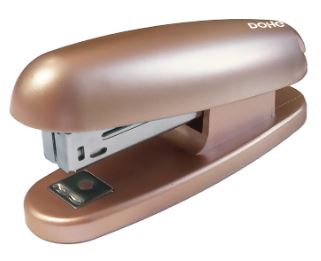 Grapadora color metalico rosa gold Dohe